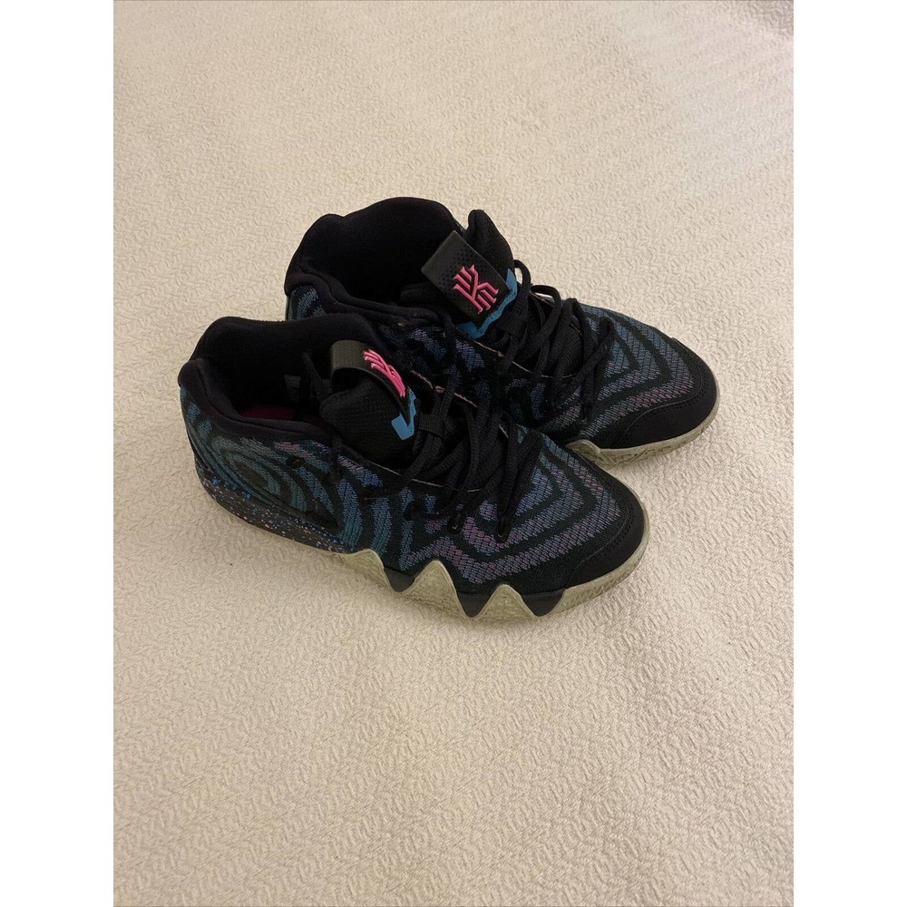 Nike Unisex Kids Kyrie 4 Basketball Shoes Black Blue AA2897-007 MidTop Size 5.5Y